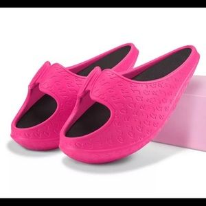 Women Pink Shoe Sneaker Cloud Slippers Foot Cellulite Massage Body Leg Calf